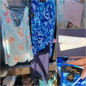 Bundle of womens sleeveless tops